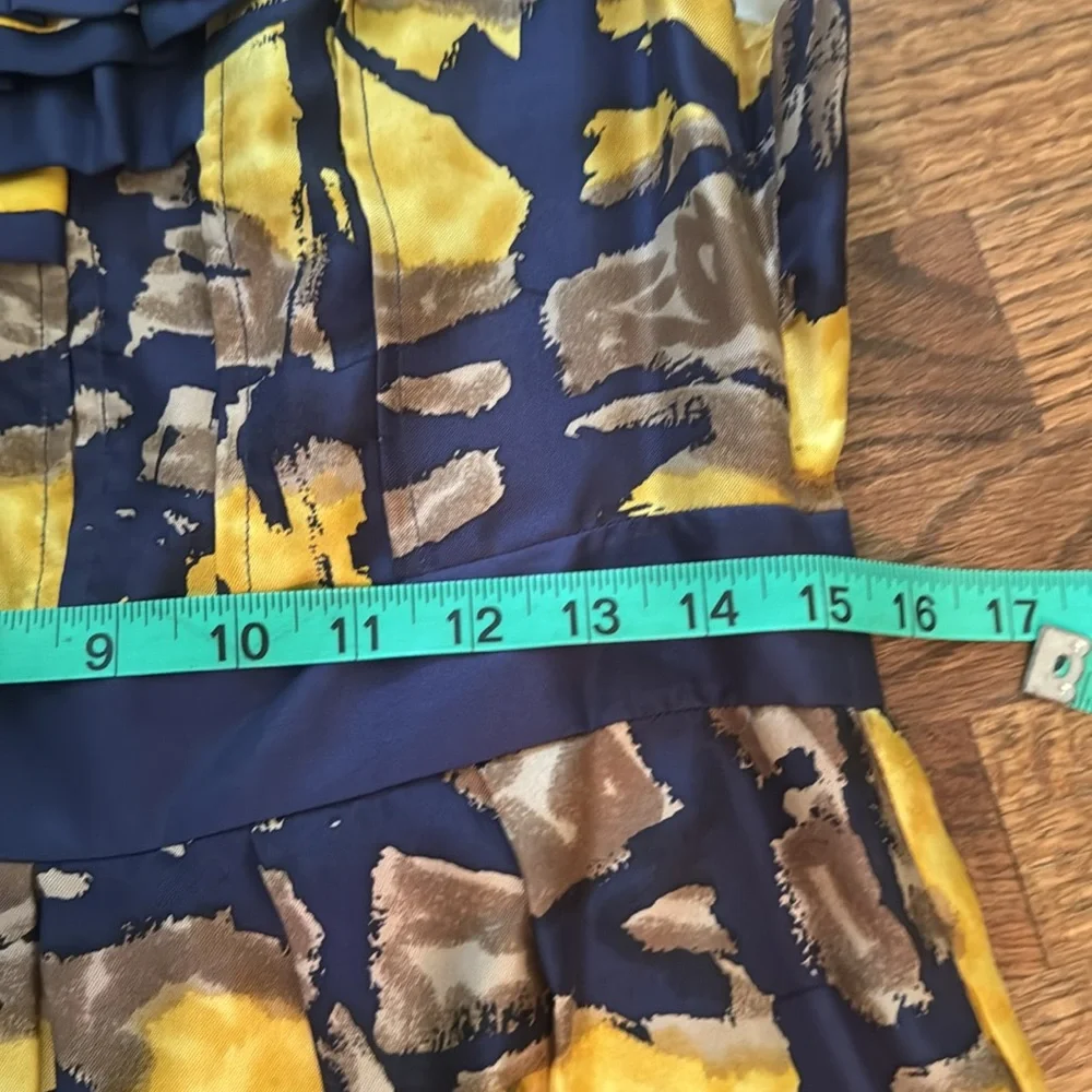 Cute & uniquely patterned Dress! - Picture 4 of 10